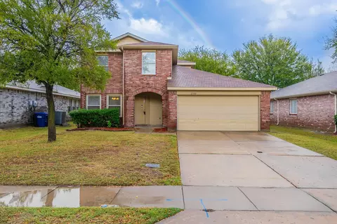 2700 Bluffs Ct, Mckinney, TX 75071