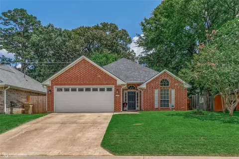 114 Satinwood Cir, Haughton, LA 71037
