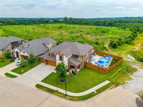 1137 Marigold Dr, Burleson, TX 76028
