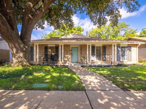 2927 Winterberry Dr, Carrollton, TX 75007