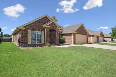 2222 Lorrie Ln, Weatherford, TX 76087
