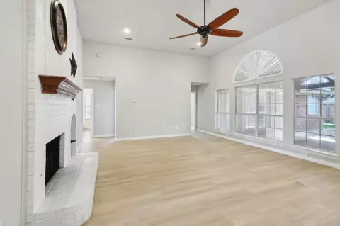 7013 Tallowtree Dr, Rowlett, TX 75089 photo 6