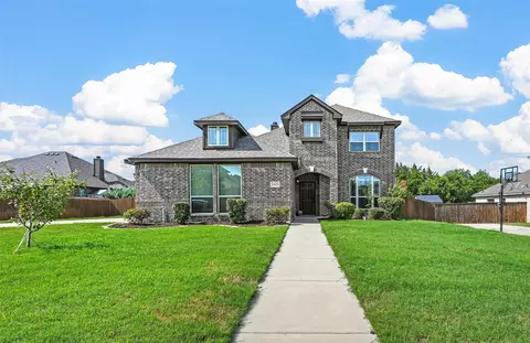 3609 Berkshire Dr, Midlothian, TX 76065