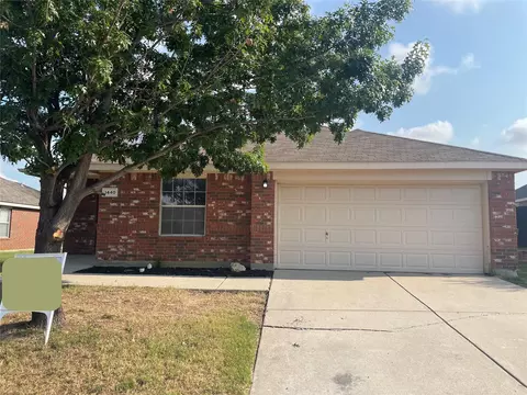 1440 Dun Horse Dr, Haslet, TX 76052
