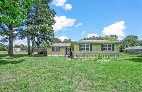 2016 Meadowview St, Alvarado, TX 76009