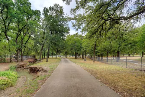 310 Glade Rd W, Colleyville, TX 76034