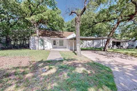 2313 Field St, Haltom City, TX 76117