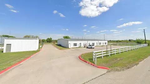 4892 Masch Branch Rd, Krum, TX 76249