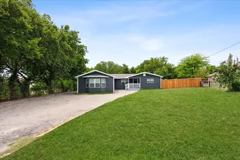 1636 Bruce Dr, Lancaster, TX 75134 photo 4