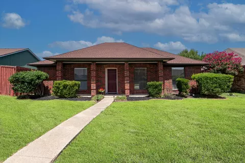 2501 Inverness Dr, Garland, TX 75040