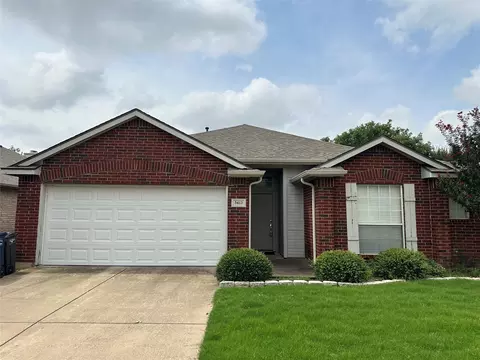 5413 Kingsknowe Pkwy, Fort Worth, TX 76135