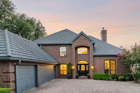 2612 Brookside Dr, Irving, TX 75063
