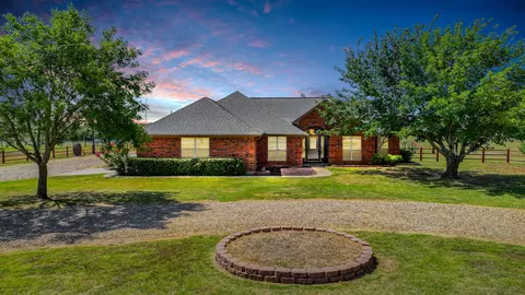 116 Hereford Ct, Paradise, TX 76073