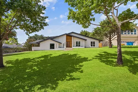302 Glenn Ave, Rockwall, TX 75087