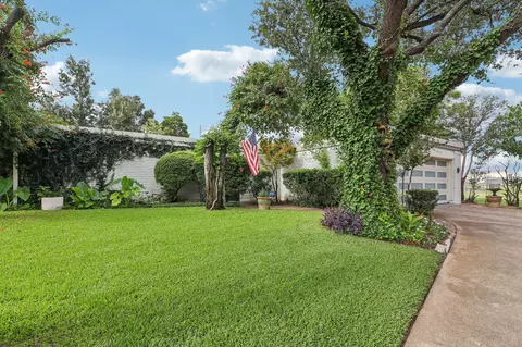620 W Northgate Dr, Irving, TX 75062