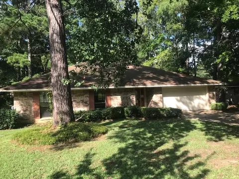 6140 Wincanton Dr, Shreveport, LA 71129
