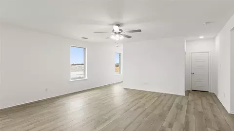 Living - 2916 Kimberwick Dr, Anna, TX 75409 photo 5 of 6