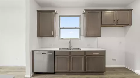 Kitchen - 2916 Kimberwick Dr, Anna, TX 75409 photo 3 of 4