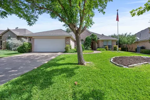 2007 Melissa Diane St, Mansfield, TX 76063