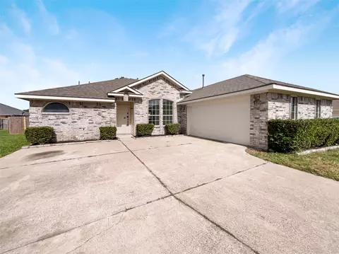 1015 Rio Verde Dr, Desoto, TX 75115