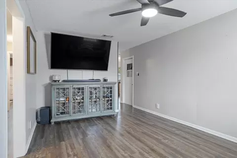 110 King Ave, Howe, TX 75459 photo 5