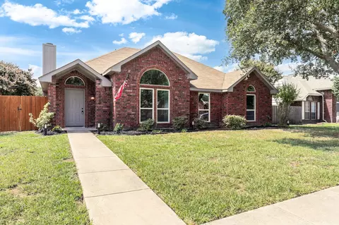 7702 Nassau Dr, Rowlett, TX 75089