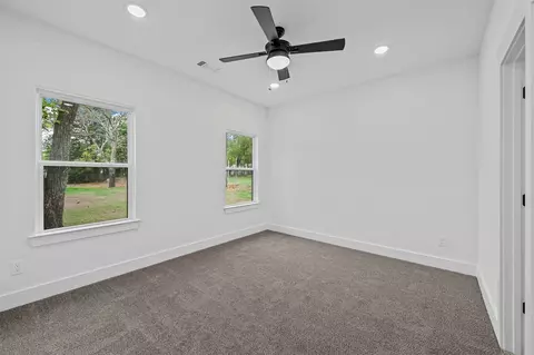 730 E Walker St, Denison, TX 75021 photo 17