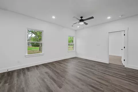 730 E Walker St, Denison, TX 75021 photo 16