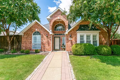 900 Parker Dr, Coppell, TX 75019