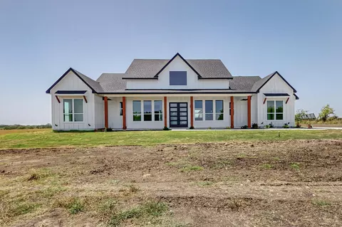 312 County Road 4107, Greenville, TX 75401