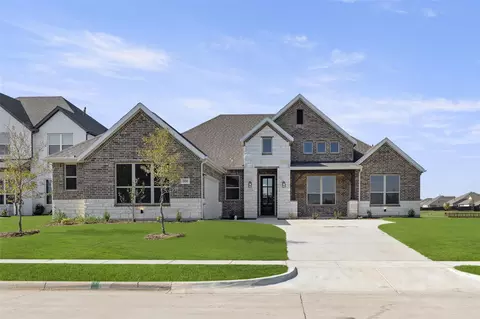 900 Mercy St, Forney, TX 75126