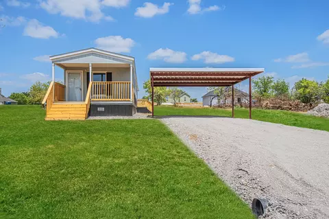 211 Overland Trl, Bridgeport, TX 76426