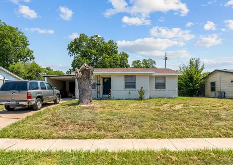 3606 Edgebrook Dr, Mesquite, TX 75150