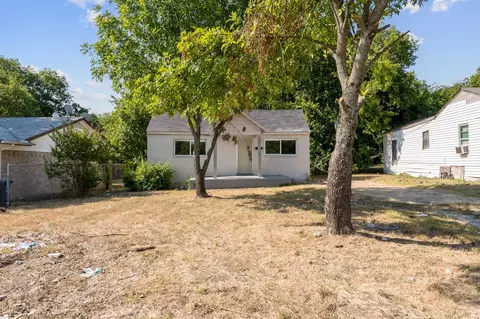 5525 Goodman Ave, Fort Worth, TX 76107
