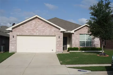 8605 Gray Shale Dr, Fort Worth, TX 76179