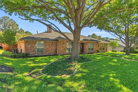 6940 Hunters Ridge Dr, Dallas, TX 75248