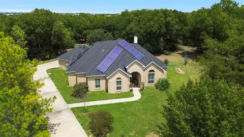 570 Westward Dr, Royse City, TX 75189