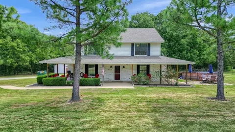 150 Squirrel Ln, Pottsboro, TX 75076