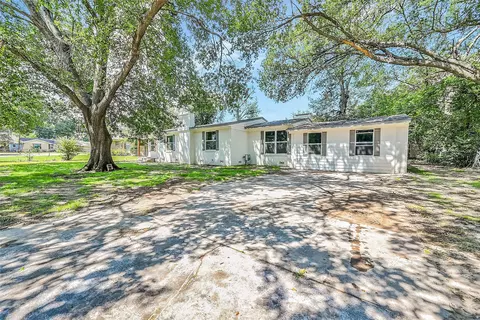 112 Joe Prince Dr, Athens, TX 75751
