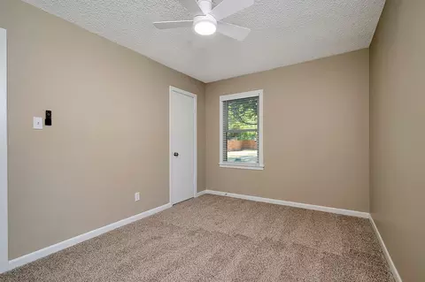 404 Arthur Dr, Hurst, TX 76053 photo 29