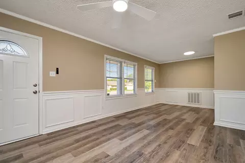 404 Arthur Dr, Hurst, TX 76053 photo 6