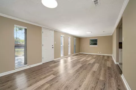 404 Arthur Dr, Hurst, TX 76053 photo 18