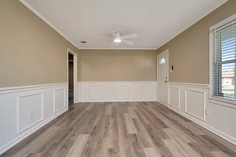 404 Arthur Dr, Hurst, TX 76053 photo 9