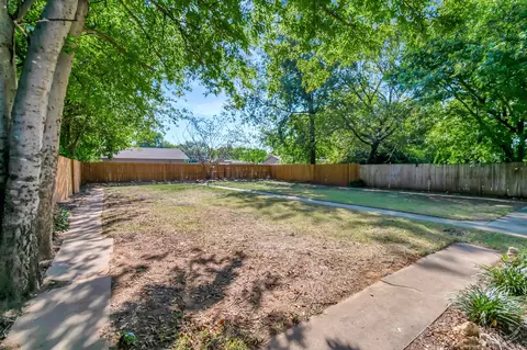 404 Arthur Dr, Hurst, TX 76053 photo 34