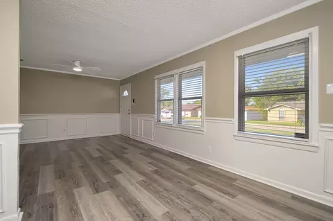 404 Arthur Dr, Hurst, TX 76053 photo 7