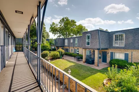 5016 Les Chateaux Dr #235, Dallas, TX 75235