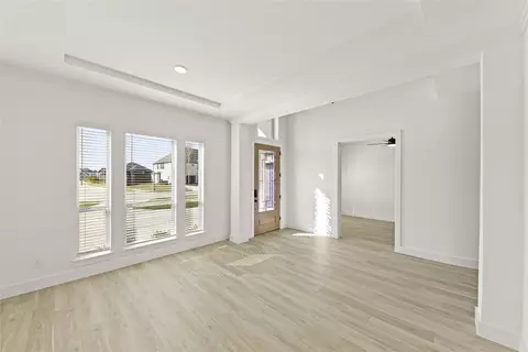 Living - 1550 Mcmaster Ln, Prosper, TX 75078 photo 2 of 5