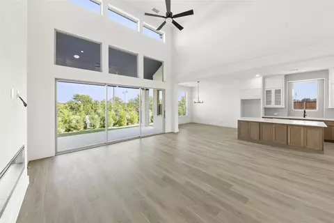 Living - 1550 Mcmaster Ln, Prosper, TX 75078 photo 5 of 5