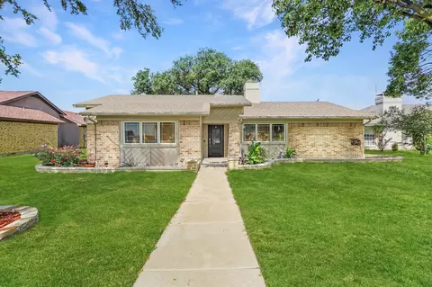 3703 Westminster Dr, Carrollton, TX 75007