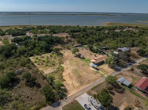 8313 County Road 313, Breckenridge, TX 76424